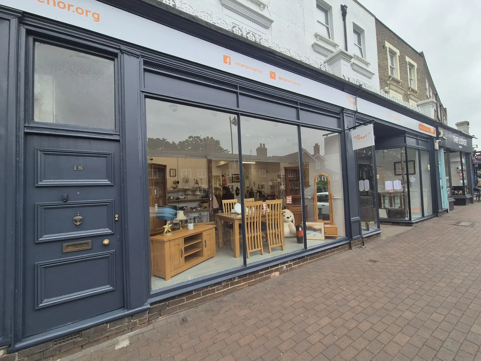 Exterior commercial painting
